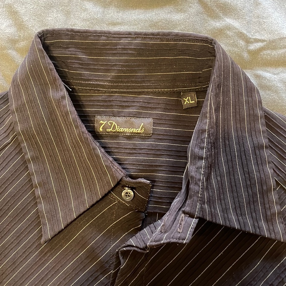 7 Diamonds Brown Pin Stripe Stretch Fabric XL Button Down